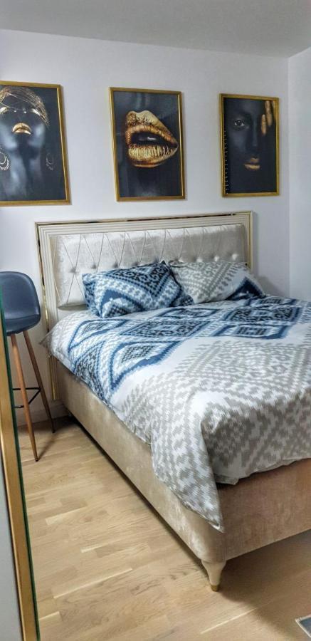 Apartmán Identity By Nights & Smiles Tuzla Exteriér fotografie