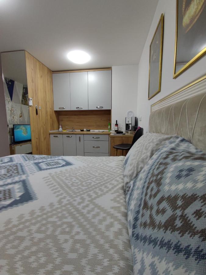 Apartmán Identity By Nights & Smiles Tuzla Exteriér fotografie