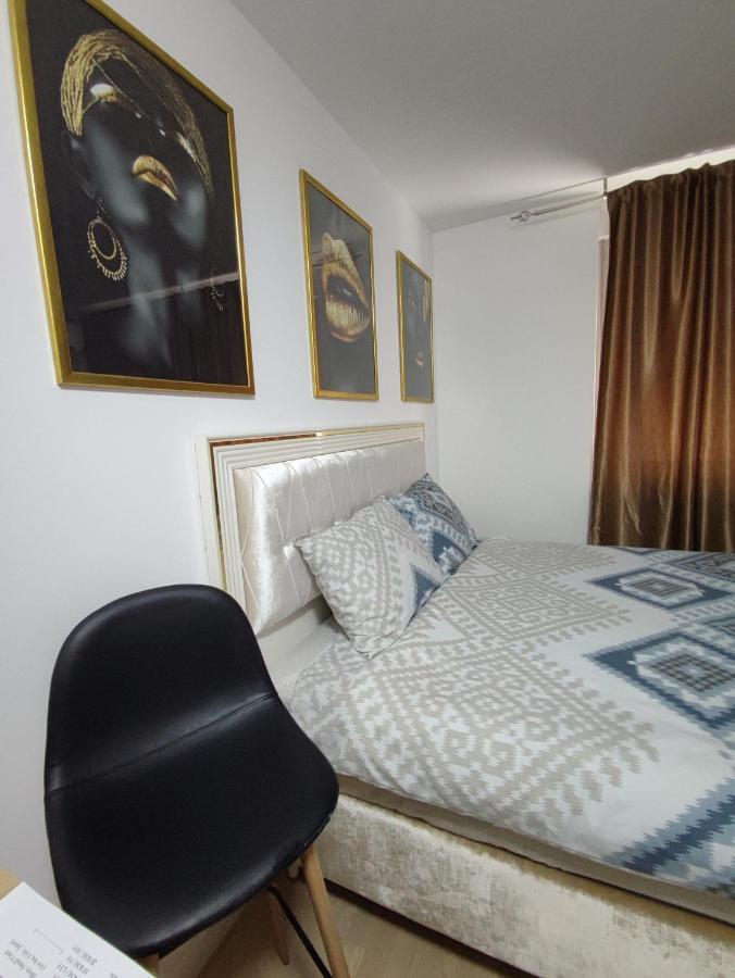 Apartmán Identity By Nights & Smiles Tuzla Exteriér fotografie